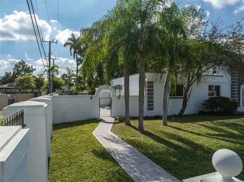 520 Morningside Drive Miami Springs FL 33166