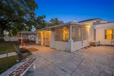 520 Morningside Drive Miami Springs FL 33166