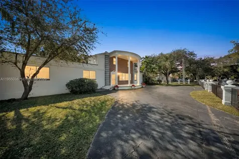 520 Morningside Drive Miami Springs FL 33166