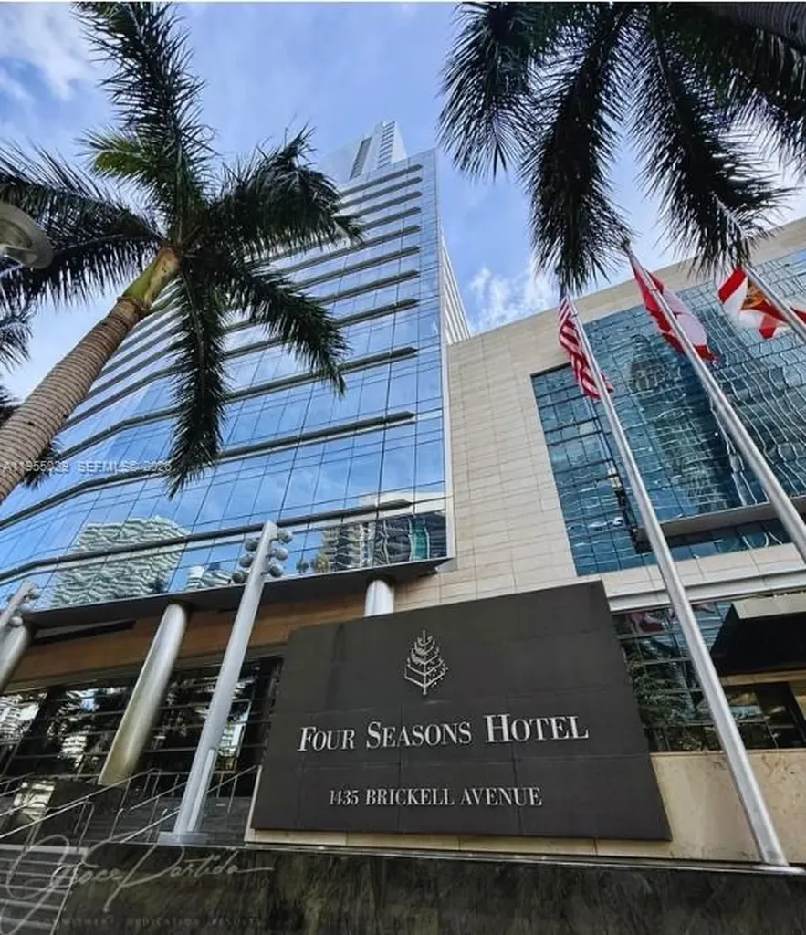1435 Brickell Avenue Miami FL 33131