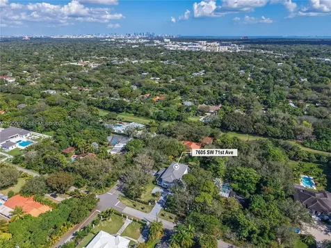 7605 SW 71st Avenue Miami FL 33143