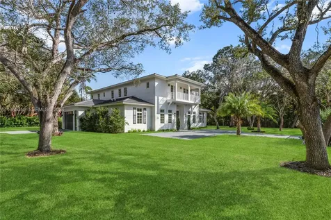 7605 SW 71st Avenue Miami FL 33143