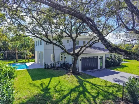 7605 SW 71st Avenue Miami FL 33143