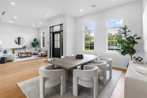 7605 SW 71st Avenue Miami FL 33143