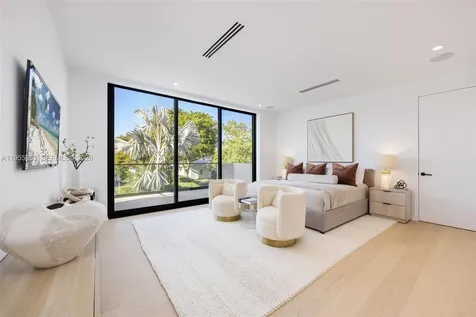 30 Samana Drive Coconut Grove FL 33133