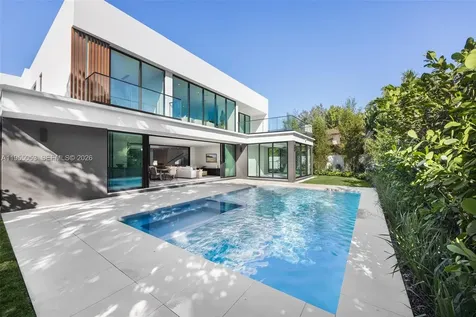 30 Samana Drive Coconut Grove FL 33133