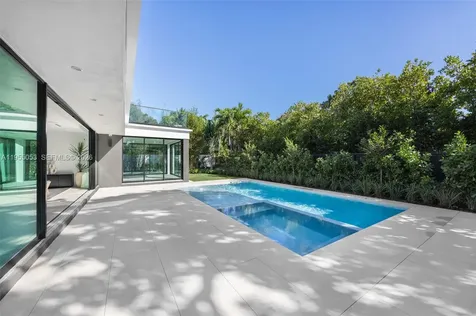 30 Samana Drive Coconut Grove FL 33133