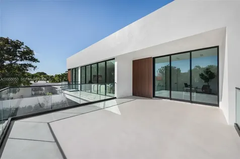 30 Samana Drive Coconut Grove FL 33133