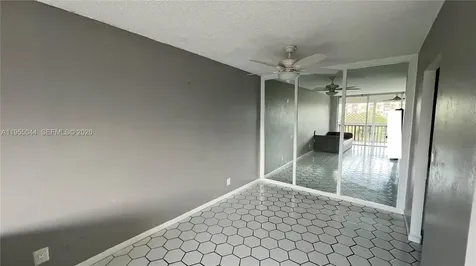 7051 Environ Boulevard Lauderhill FL 33319