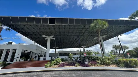 7051 Environ Boulevard Lauderhill FL 33319