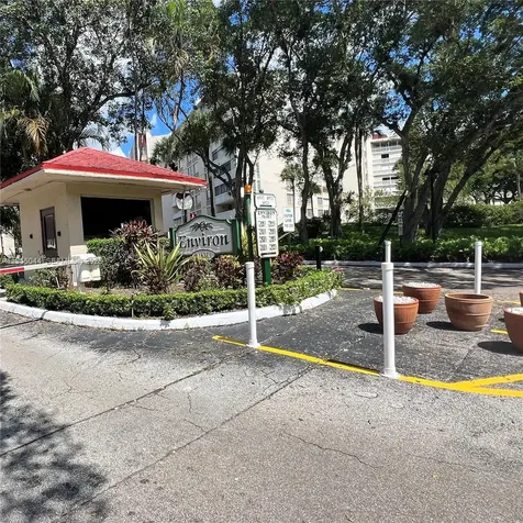 7051 Environ Boulevard Lauderhill FL 33319
