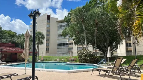 7051 Environ Boulevard Lauderhill FL 33319