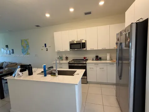 8001 NW 41st Street Doral FL 33166