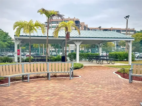 1100 Saint Charles Place Pembroke Pines FL 33026