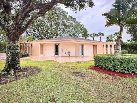 1100 Saint Charles Place Pembroke Pines FL 33026