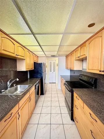 1100 Saint Charles Place Pembroke Pines FL 33026