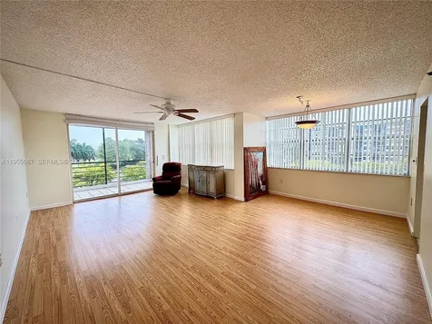 1100 Saint Charles Place Pembroke Pines FL 33026