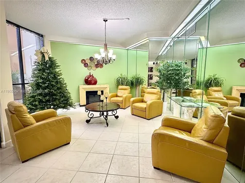 1100 Saint Charles Place Pembroke Pines FL 33026
