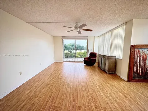 1100 Saint Charles Place Pembroke Pines FL 33026