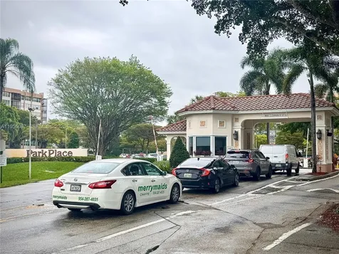 1100 Saint Charles Place Pembroke Pines FL 33026