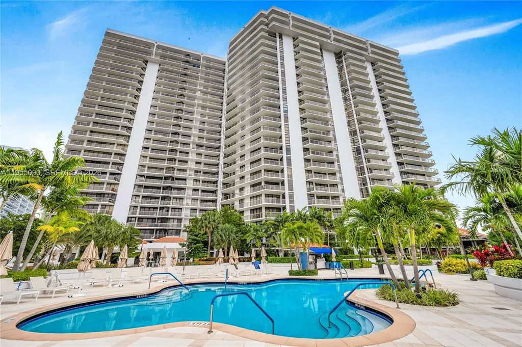 20281 E Country Club Drive Aventura FL 33180