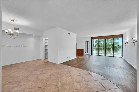 20281 E Country Club Drive Aventura FL 33180
