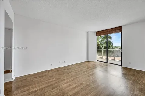 20281 E Country Club Drive Aventura FL 33180