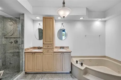 20281 E Country Club Drive Aventura FL 33180