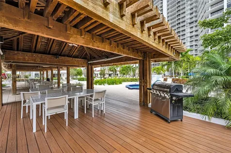 20281 E Country Club Drive Aventura FL 33180