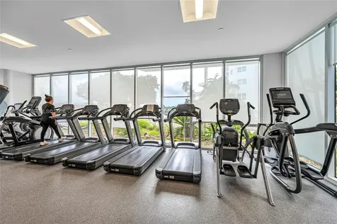 20281 E Country Club Drive Aventura FL 33180