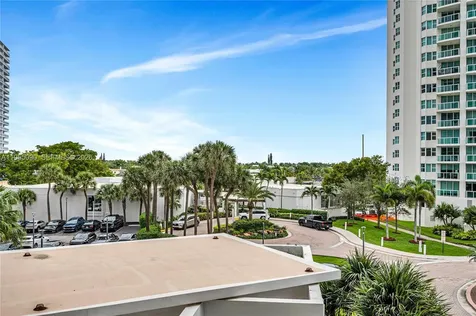 20281 E Country Club Drive Aventura FL 33180