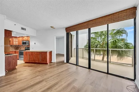 20281 E Country Club Drive Aventura FL 33180
