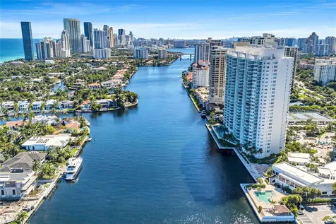 20281 E Country Club Drive Aventura FL 33180
