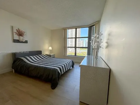 3400 NE 192nd Street Aventura FL 33180