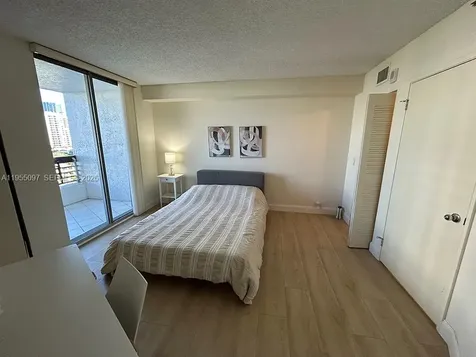 3400 NE 192nd Street Aventura FL 33180