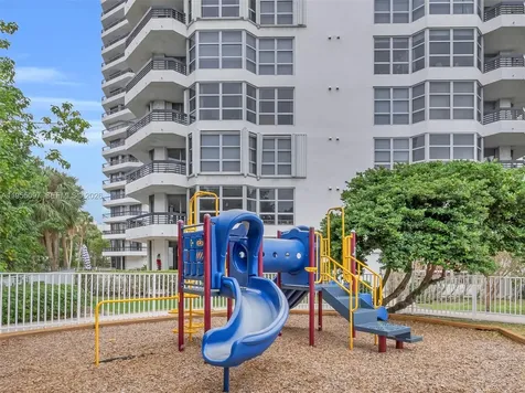 3400 NE 192nd Street Aventura FL 33180