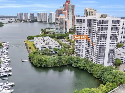 3400 NE 192nd Street Aventura FL 33180