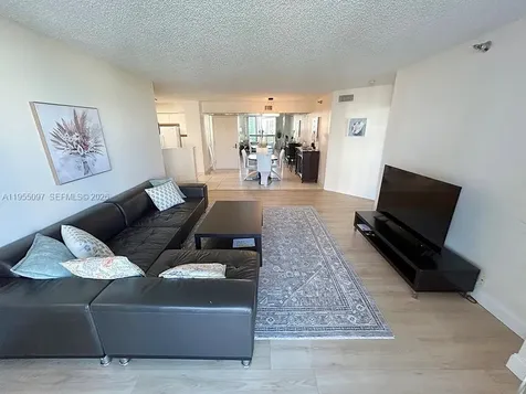 3400 NE 192nd Street Aventura FL 33180
