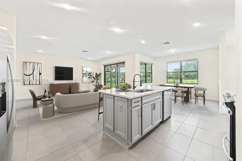 8123 NW 78th Street Tamarac FL 33321