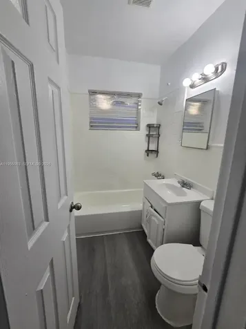 2729 NW 47th Street Miami FL 33142