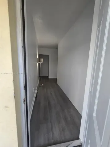 2729 NW 47th Street Miami FL 33142