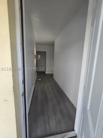 2729 NW 47th Street Miami FL 33142