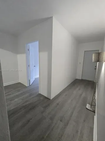 2729 NW 47th Street Miami FL 33142