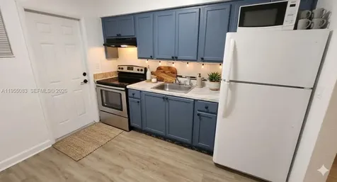 2729 NW 47th Street Miami FL 33142