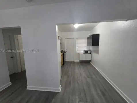 2729 NW 47th Street Miami FL 33142