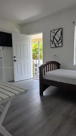 2729 NW 47th Street Miami FL 33142