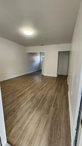 2729 NW 47th Street Miami FL 33142