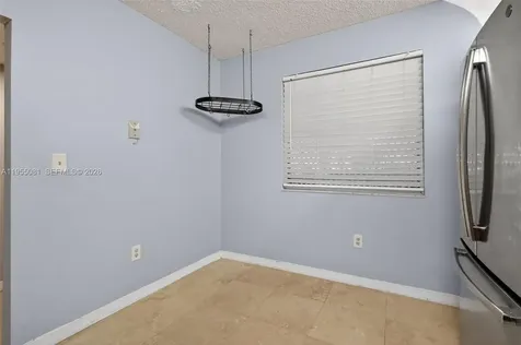 491 Ives Dairy Road Miami FL 33179