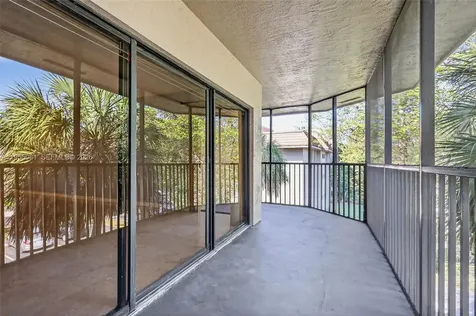 491 Ives Dairy Road Miami FL 33179