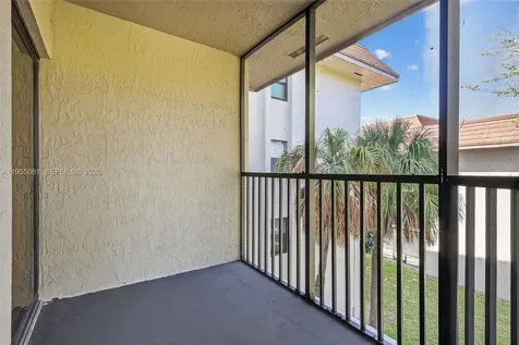 491 Ives Dairy Road Miami FL 33179
